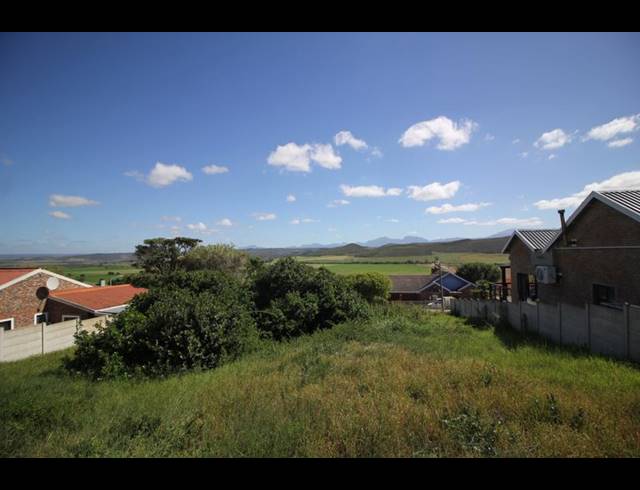 LAND FOR SALE IN FRAAIUITSIG